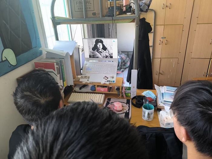 精心学院开展“学雷锋”志愿服务系列活动